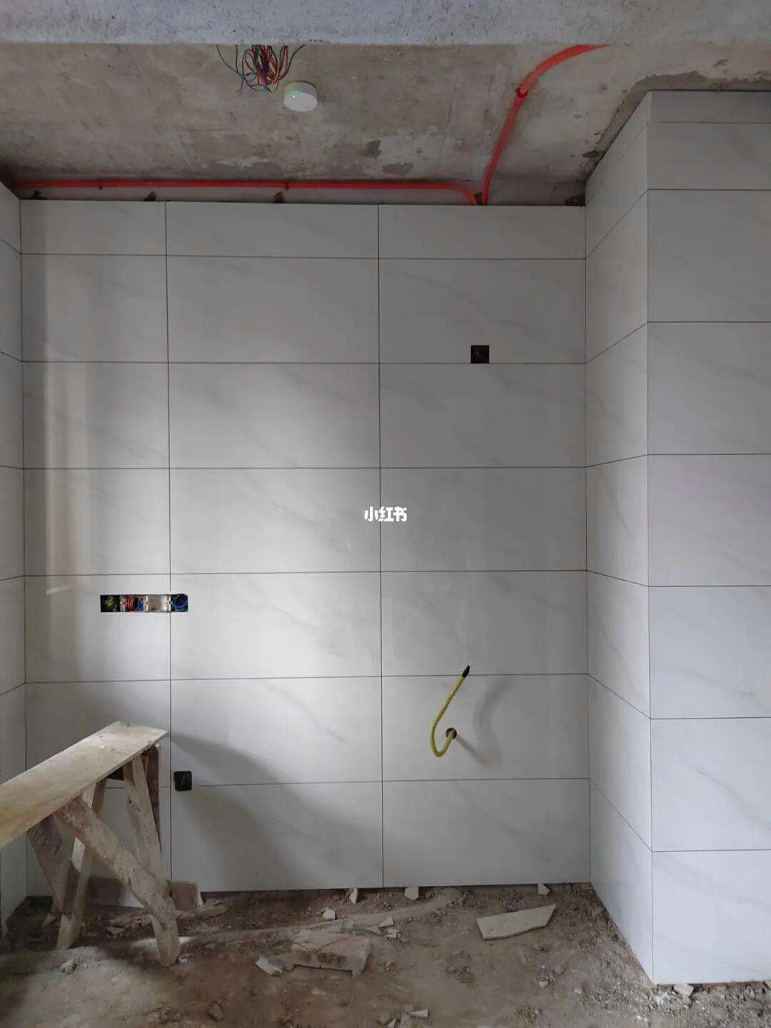 厨房墙砖掉了几块怎么补救好(厨房墙面的瓷砖掉了一个怎么修) 厨房墙砖掉了几块怎么补救好(厨房墙面的瓷砖掉了一个怎么修)