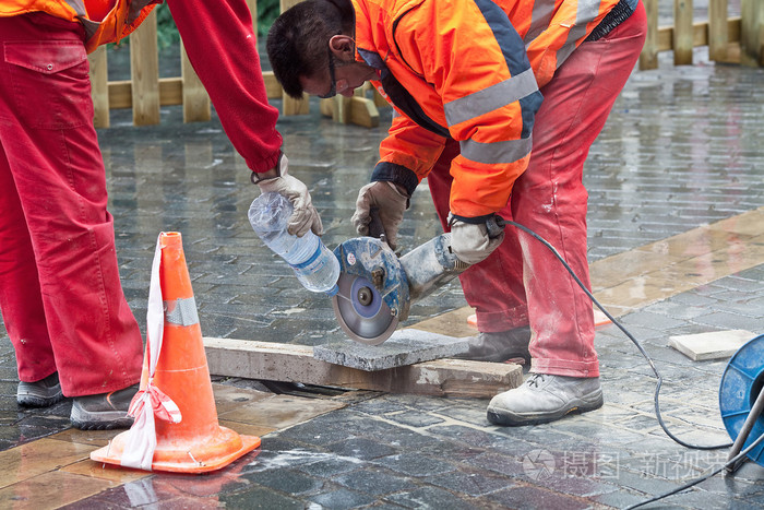 瓷砖现场切割有没有问题呀(瓷砖现场切割有没有问题呀视频) 瓷砖现场切割有没有问题呀(瓷砖现场切割有没有问题呀视频)
